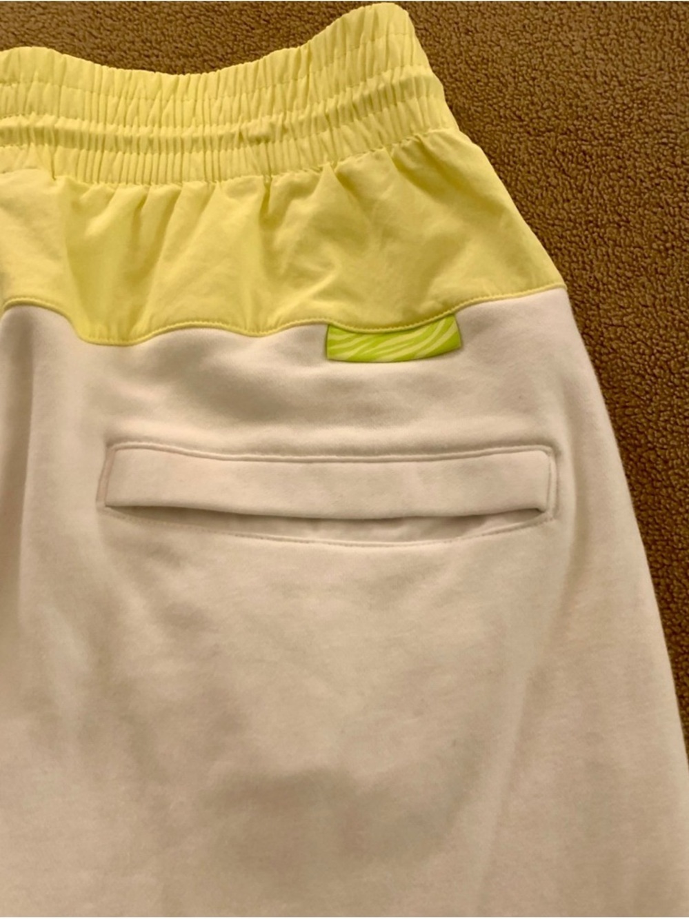 Nike Women's Sportswear Icon Clash Joggers. - Picture 7 of 10